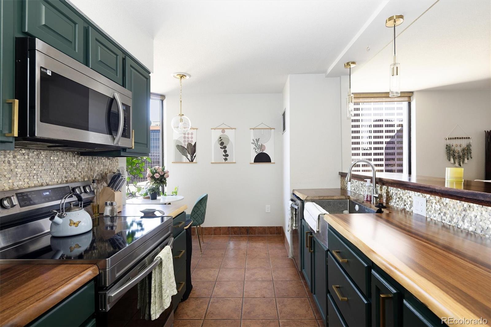 MLS Image #13 for 1625  larimer street 1205,denver, Colorado