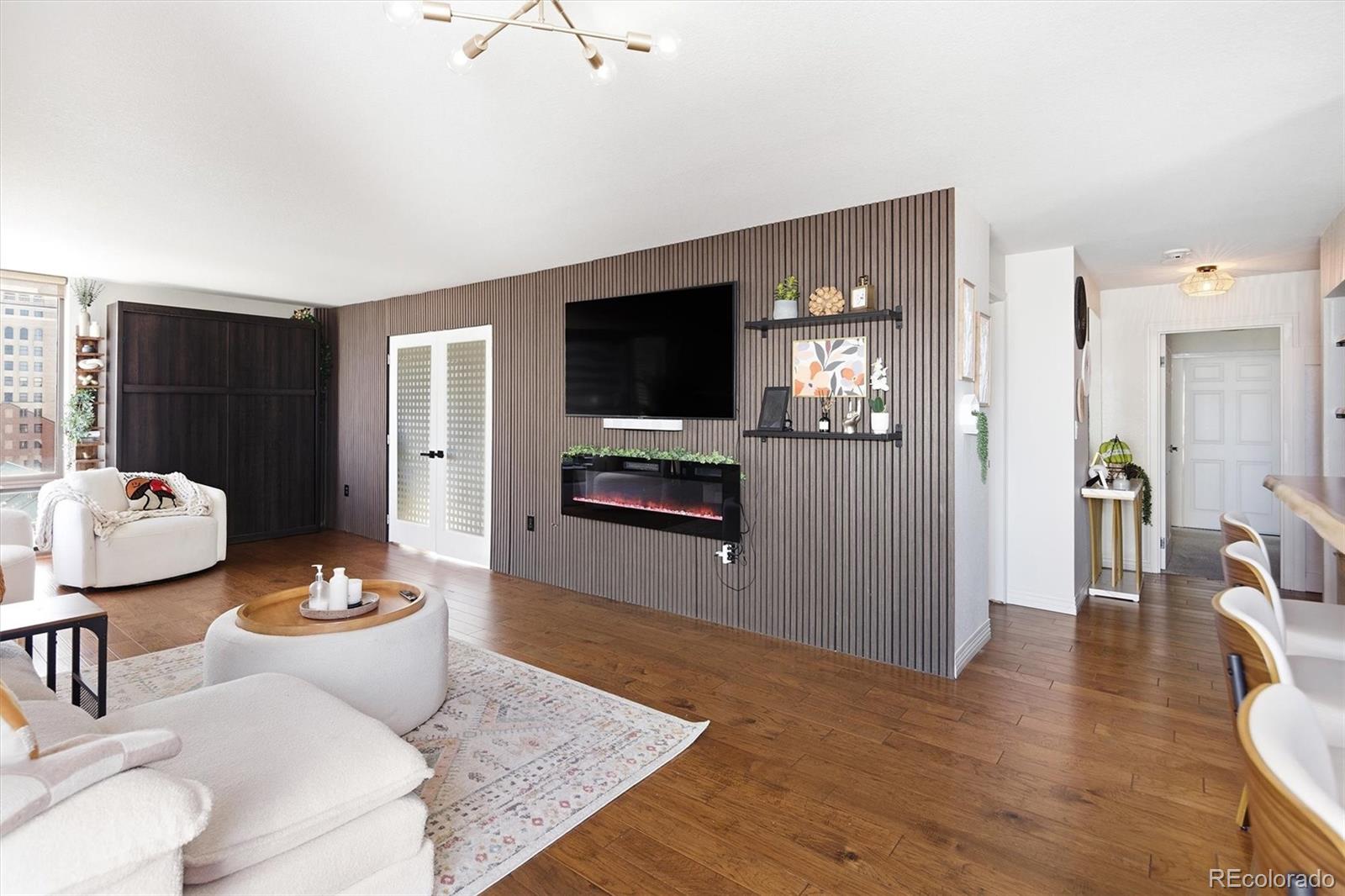 MLS Image #6 for 1625  larimer street 1205,denver, Colorado