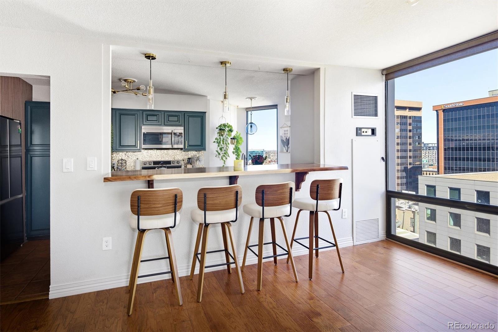 MLS Image #9 for 1625  larimer street 1205,denver, Colorado