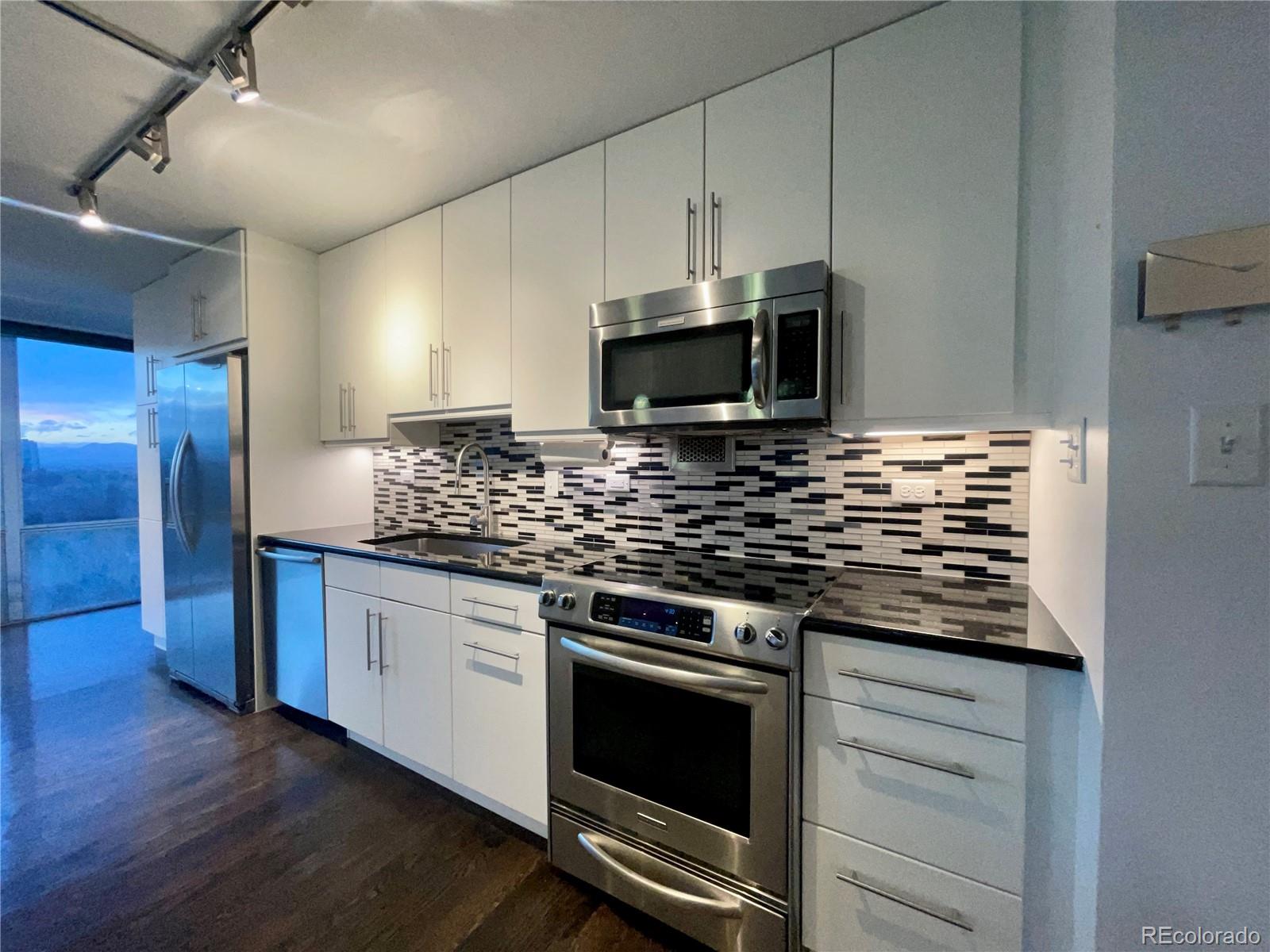 MLS Image #3 for 3100 e cherry creek south drive,denver, Colorado