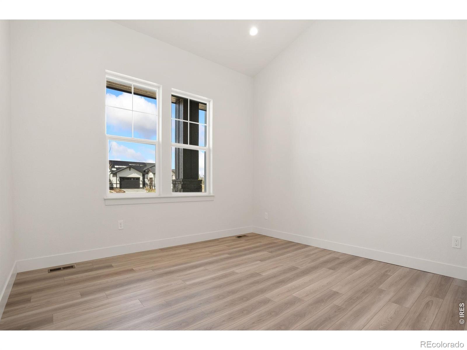 MLS Image #13 for 2978  fleet drive,fort collins, Colorado