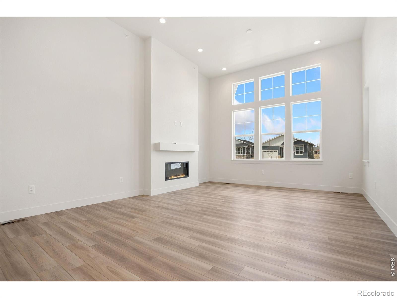 MLS Image #4 for 2978  fleet drive,fort collins, Colorado