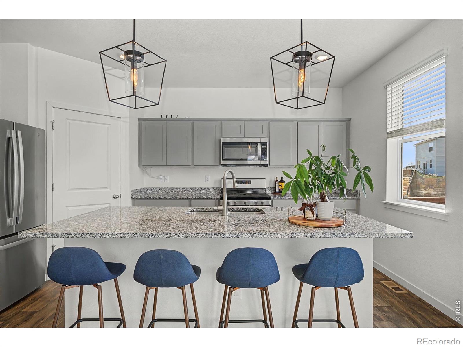 MLS Image #11 for 242  swallow road,johnstown, Colorado