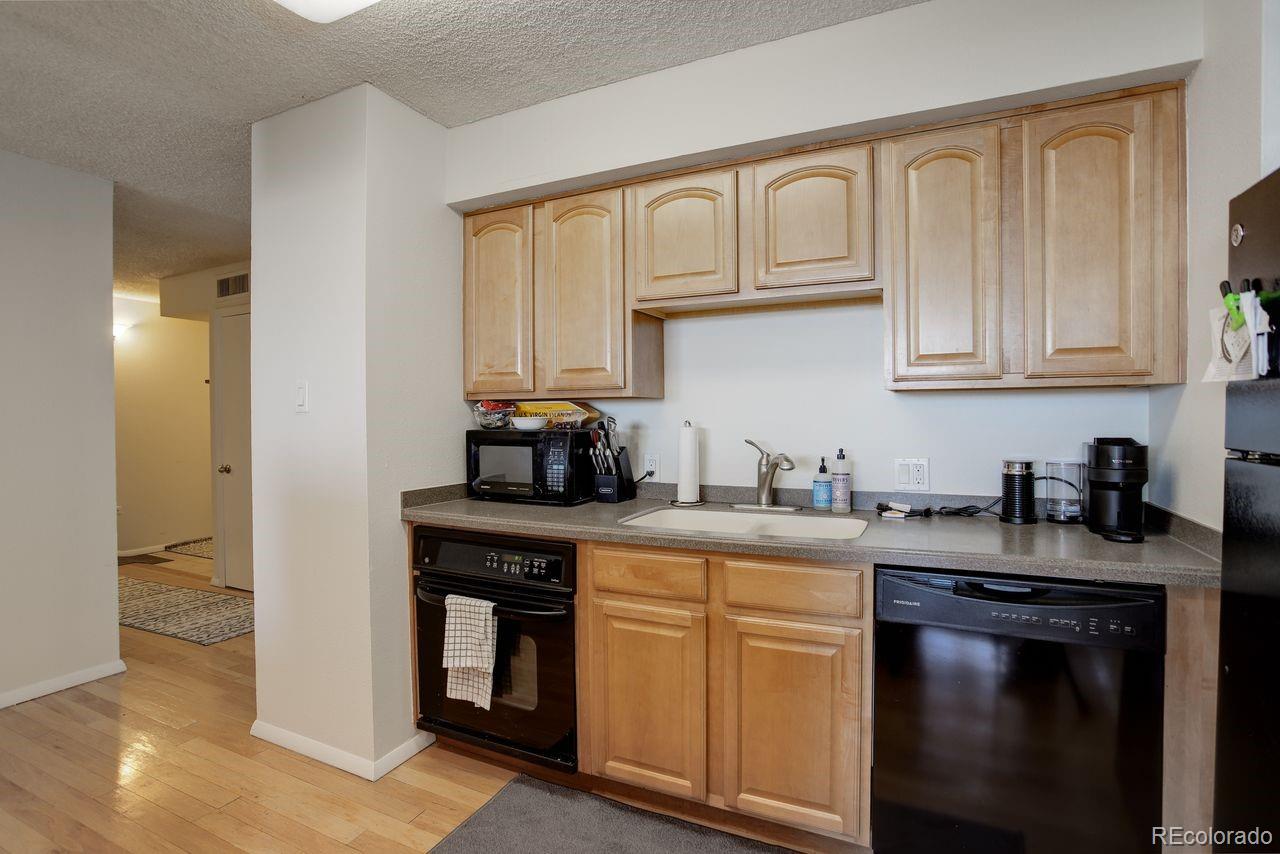 MLS Image #5 for 1020  15th street 23l,denver, Colorado