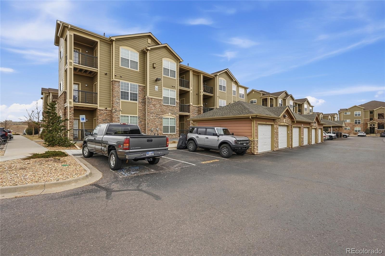 MLS Image #2 for 9227  rolling way,parker, Colorado