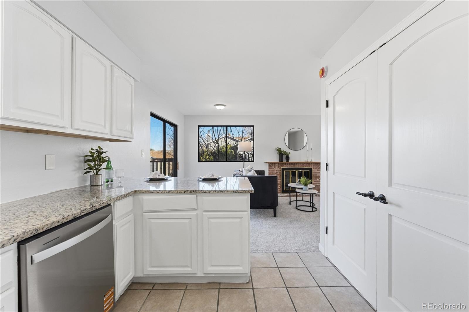 MLS Image #7 for 551 w crestline circle,littleton, Colorado