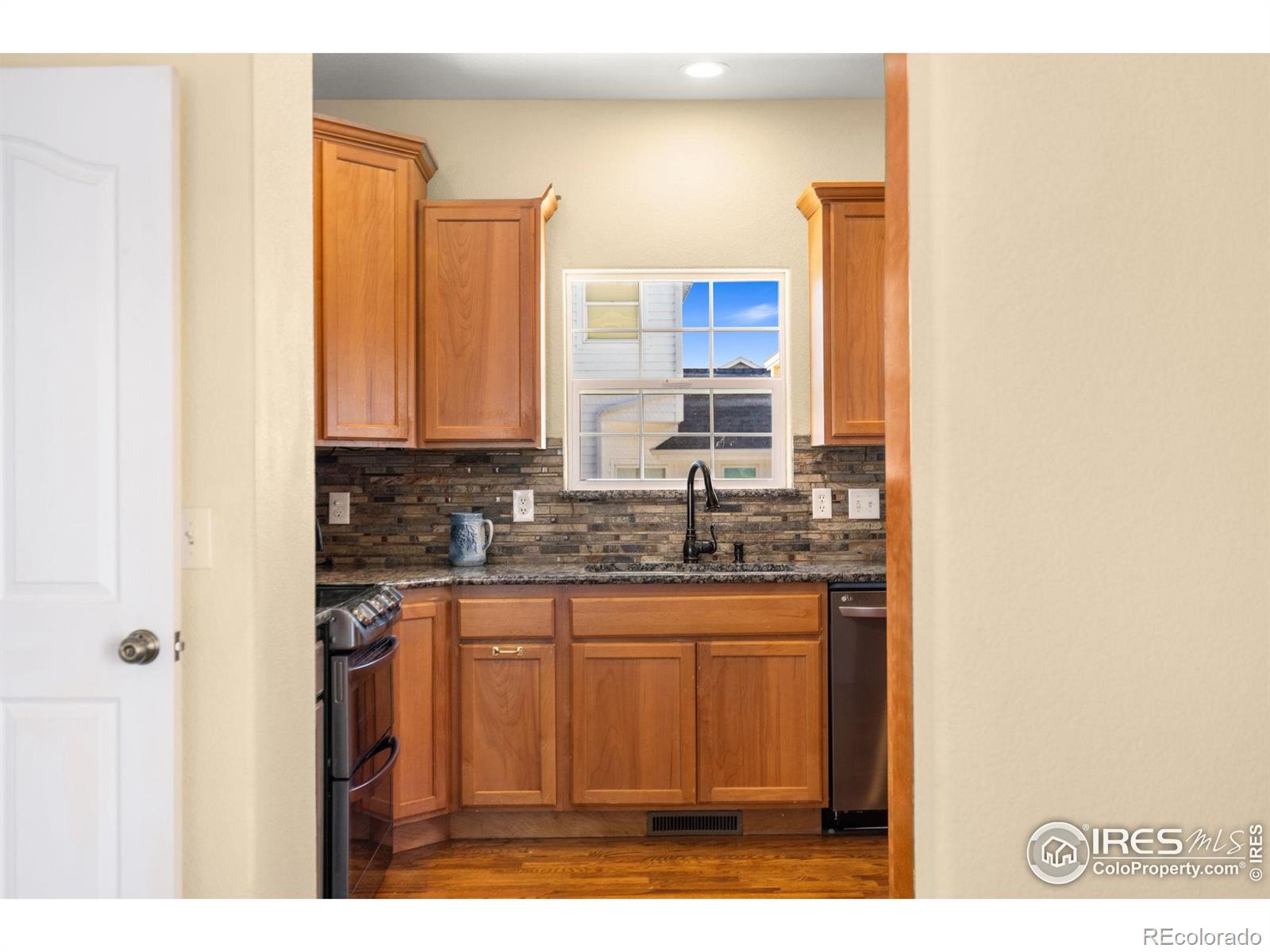 MLS Image #7 for 1300  grand avenue,windsor, Colorado