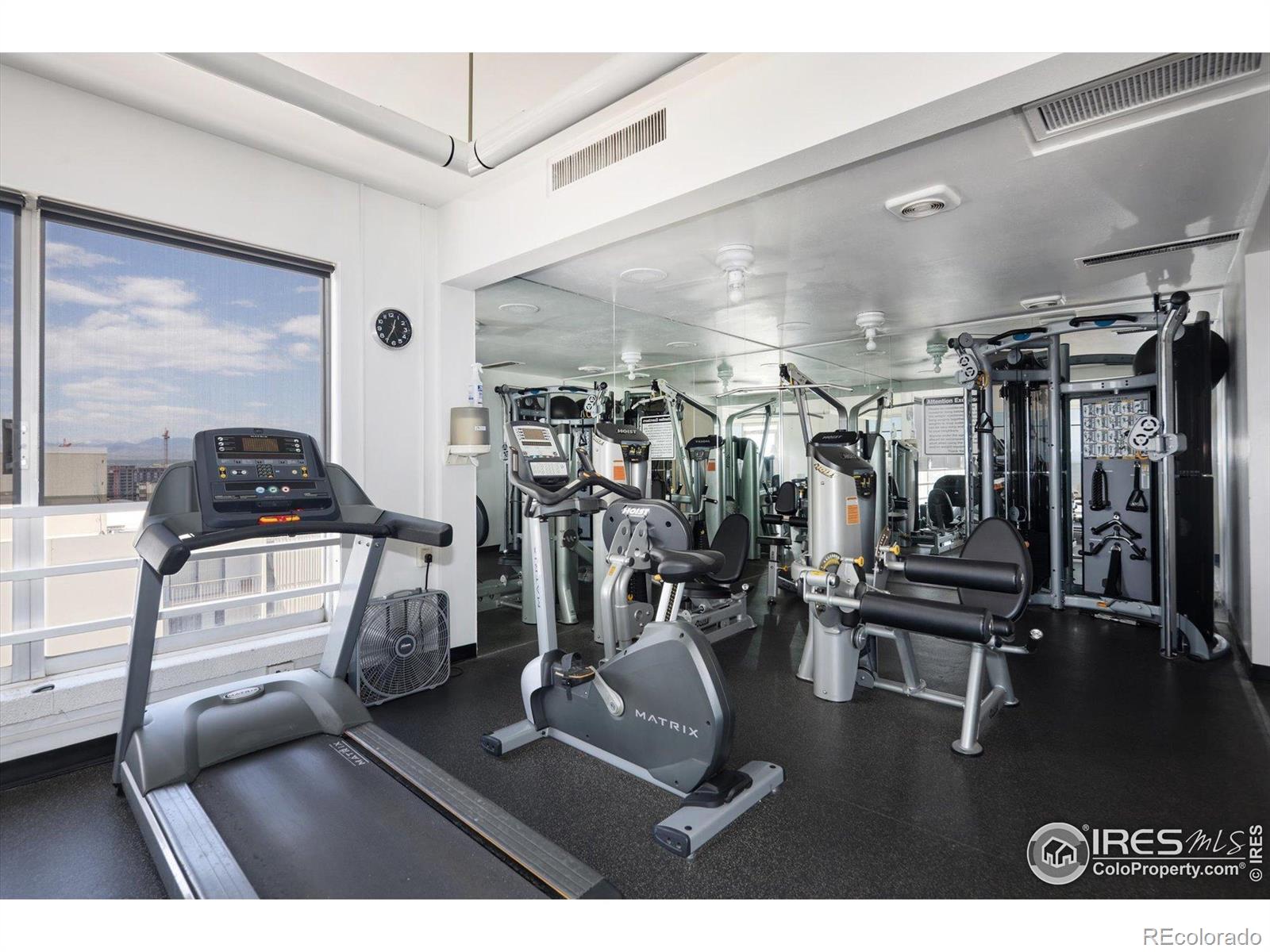 MLS Image #39 for 790 n washington street,denver, Colorado