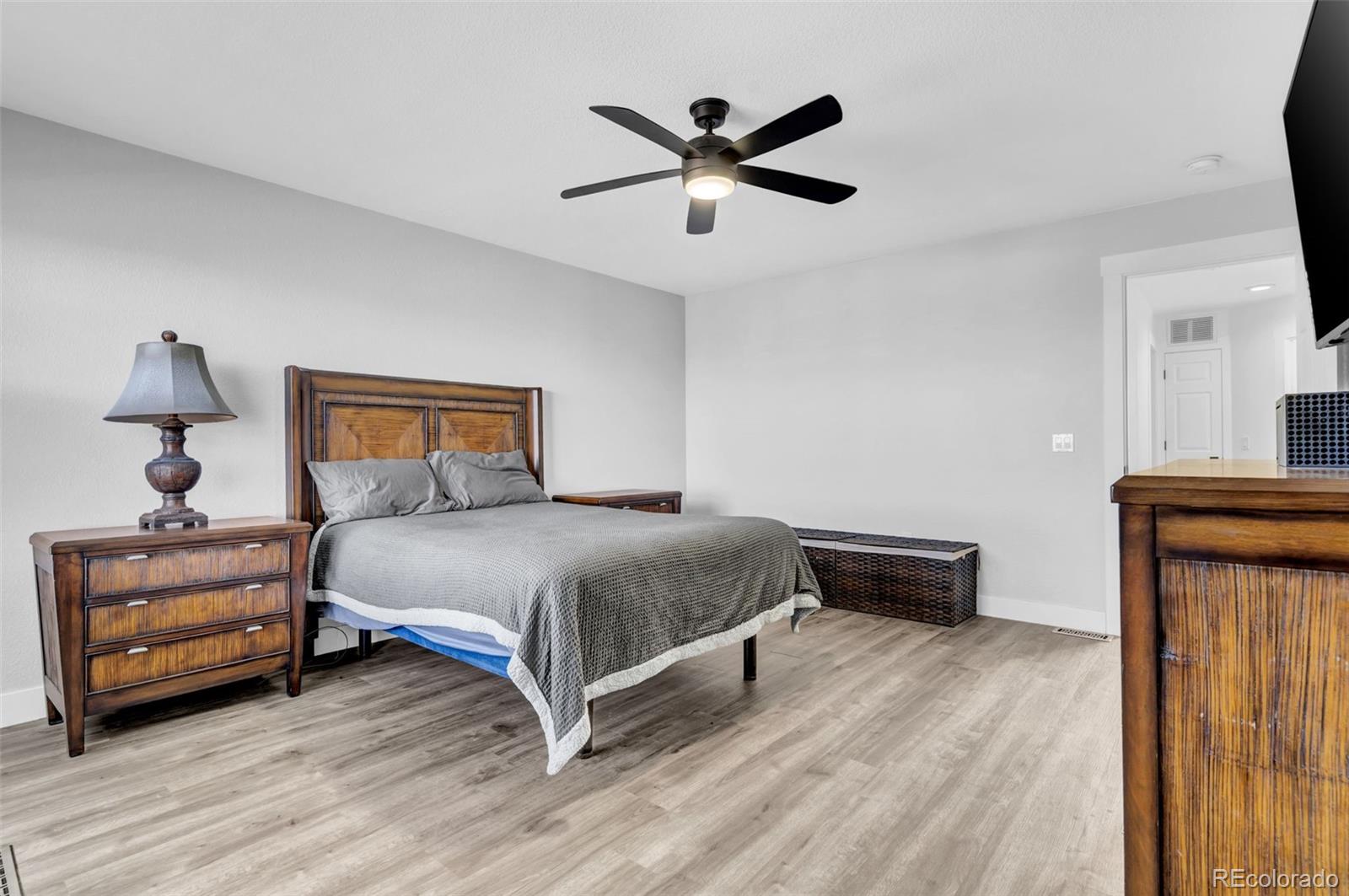 MLS Image #8 for 3672 s perth circle,aurora, Colorado
