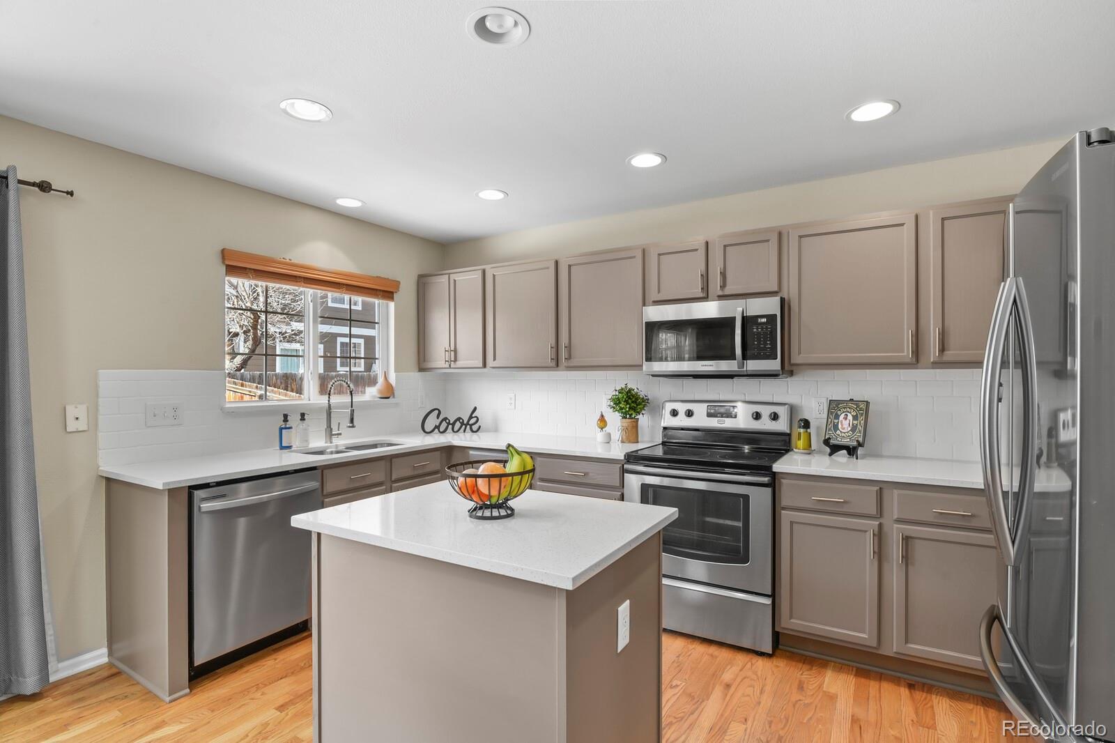 MLS Image #6 for 7413 s memphis street,aurora, Colorado