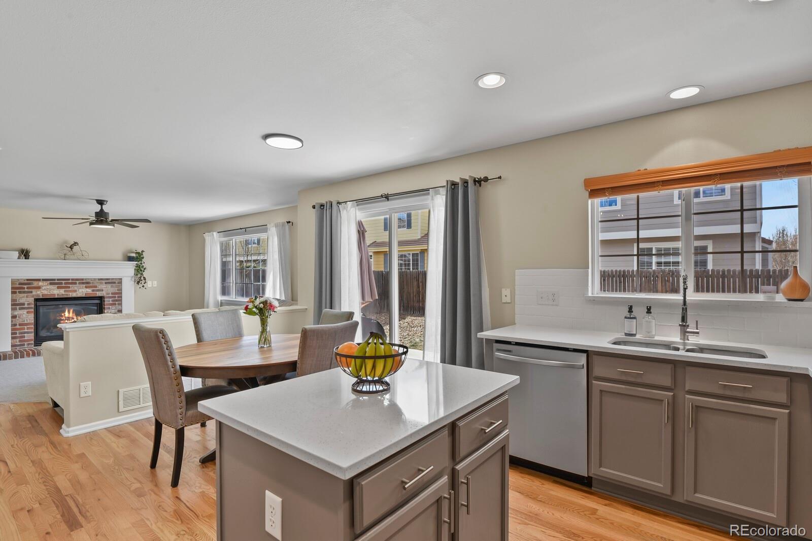 MLS Image #7 for 7413 s memphis street,aurora, Colorado