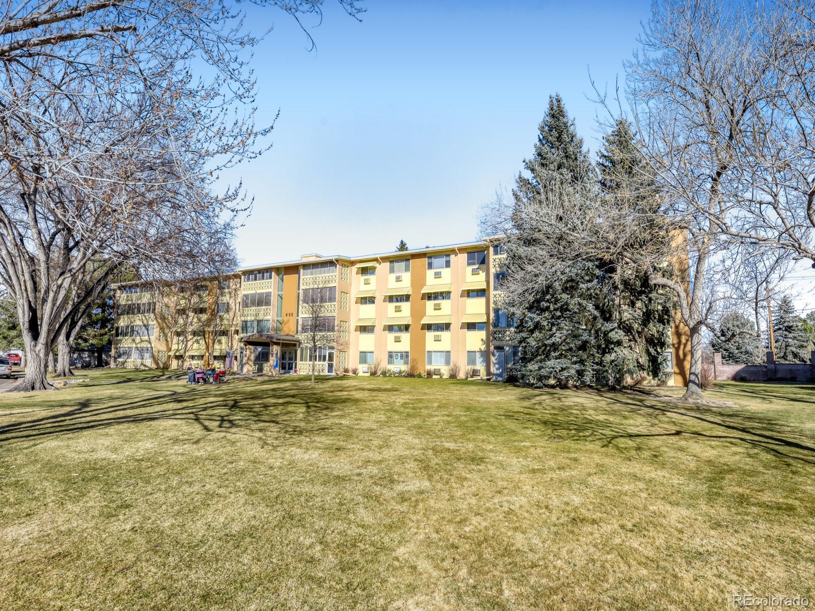 MLS Image #3 for 650 s clinton street,denver, Colorado