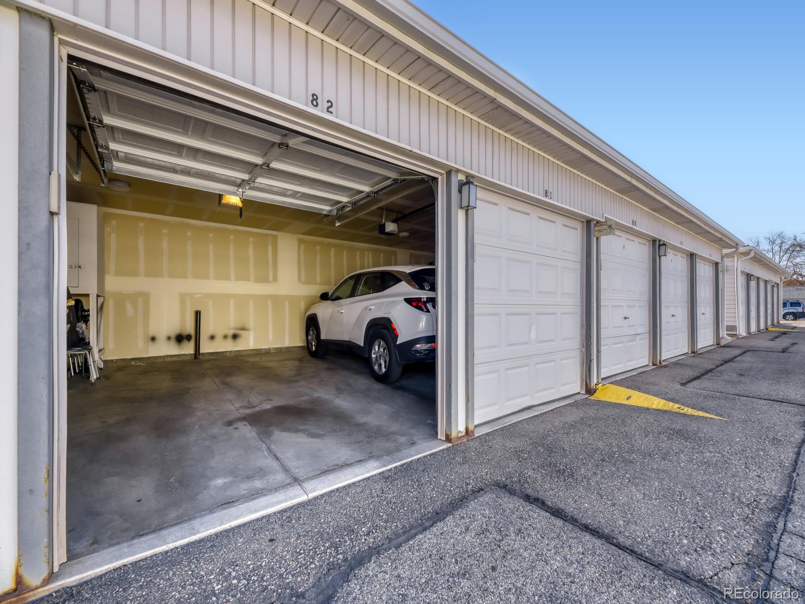 MLS Image #30 for 650 s clinton street,denver, Colorado