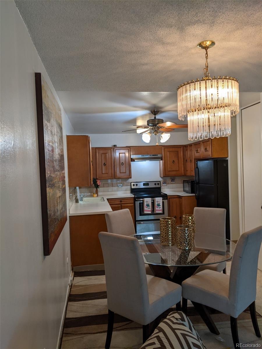 MLS Image #6 for 650 s clinton street,denver, Colorado