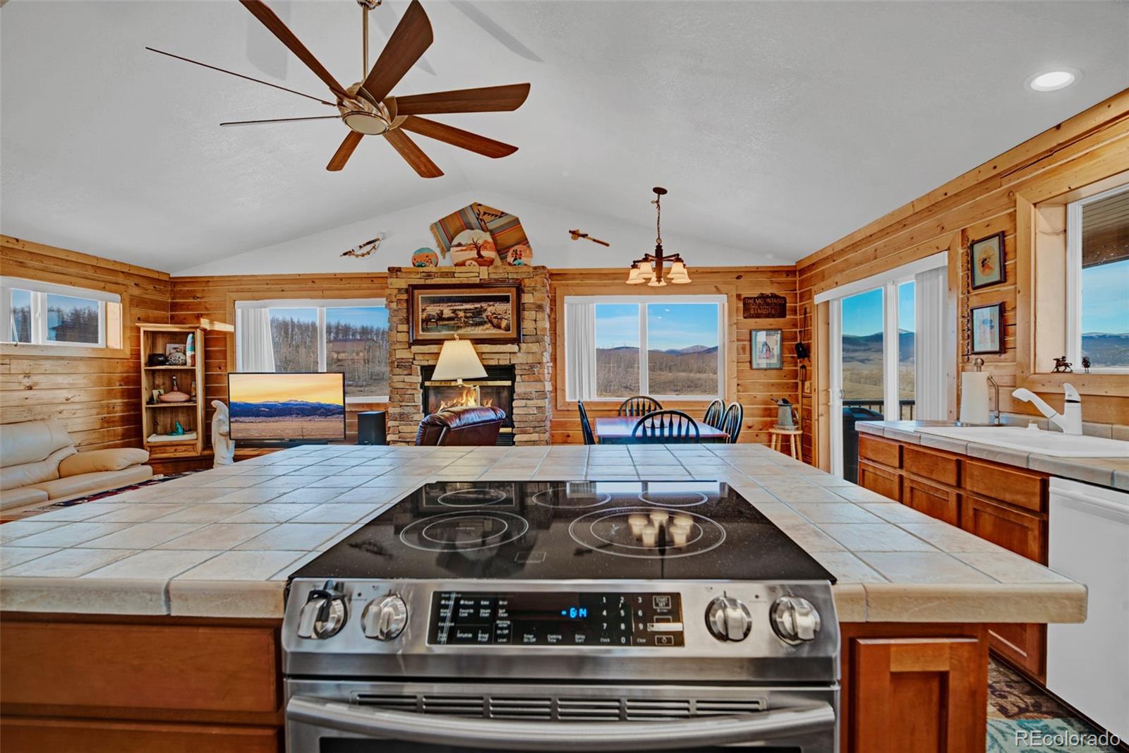 MLS Image #7 for 85  swandyke court,jefferson, Colorado
