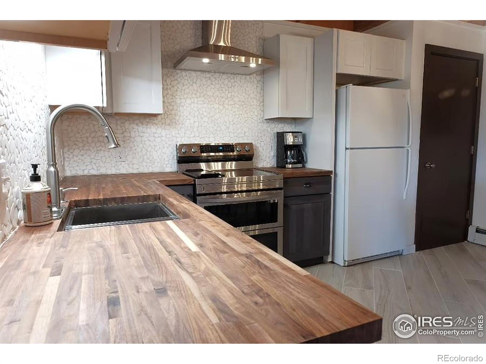 MLS Image #3 for 8500  ryan gulch road,silverthorne, Colorado
