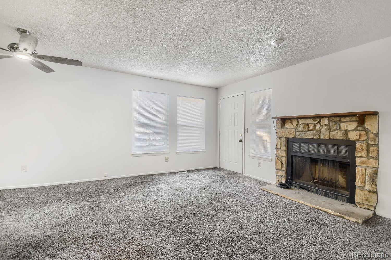 MLS Image #3 for 922 s dearborn way 5,aurora, Colorado