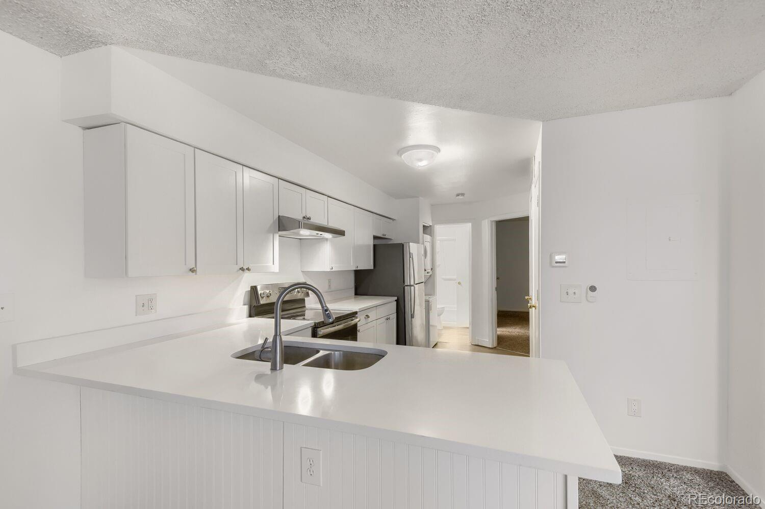 MLS Image #4 for 922 s dearborn way 5,aurora, Colorado