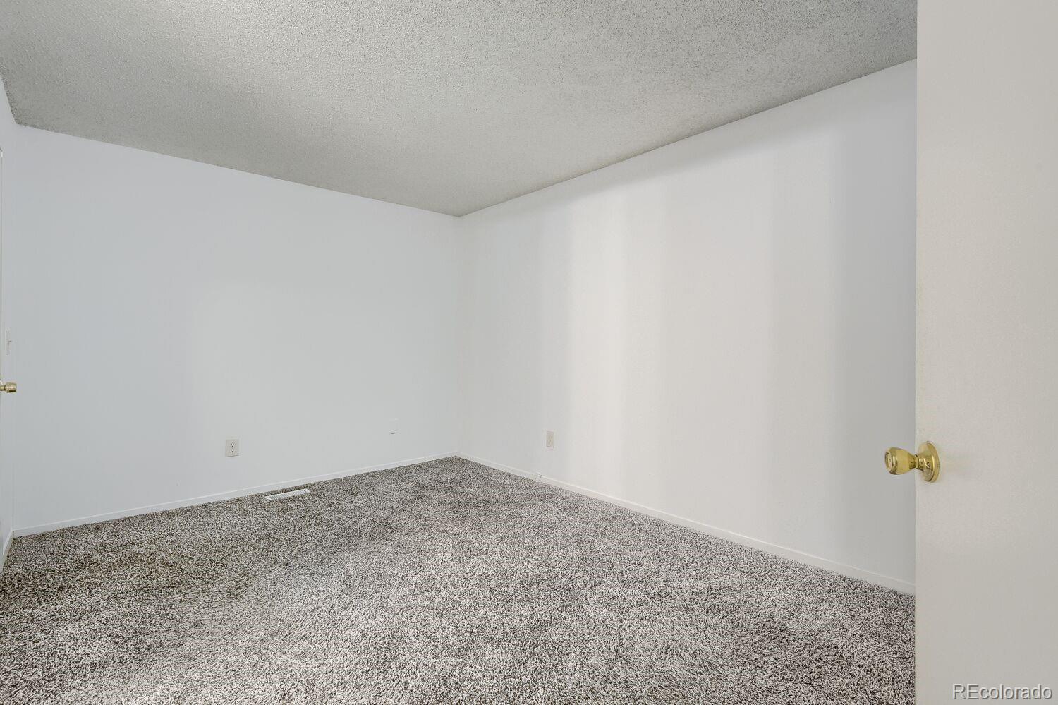 MLS Image #7 for 922 s dearborn way 5,aurora, Colorado