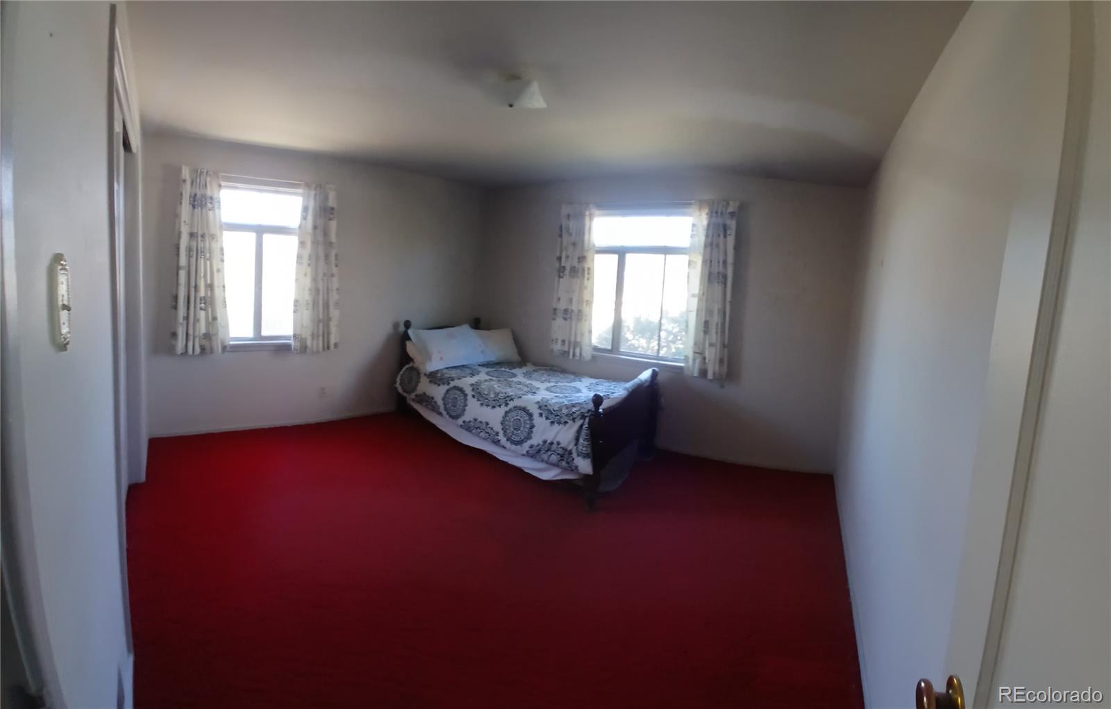 MLS Image #15 for 10090 e lowry place,aurora, Colorado