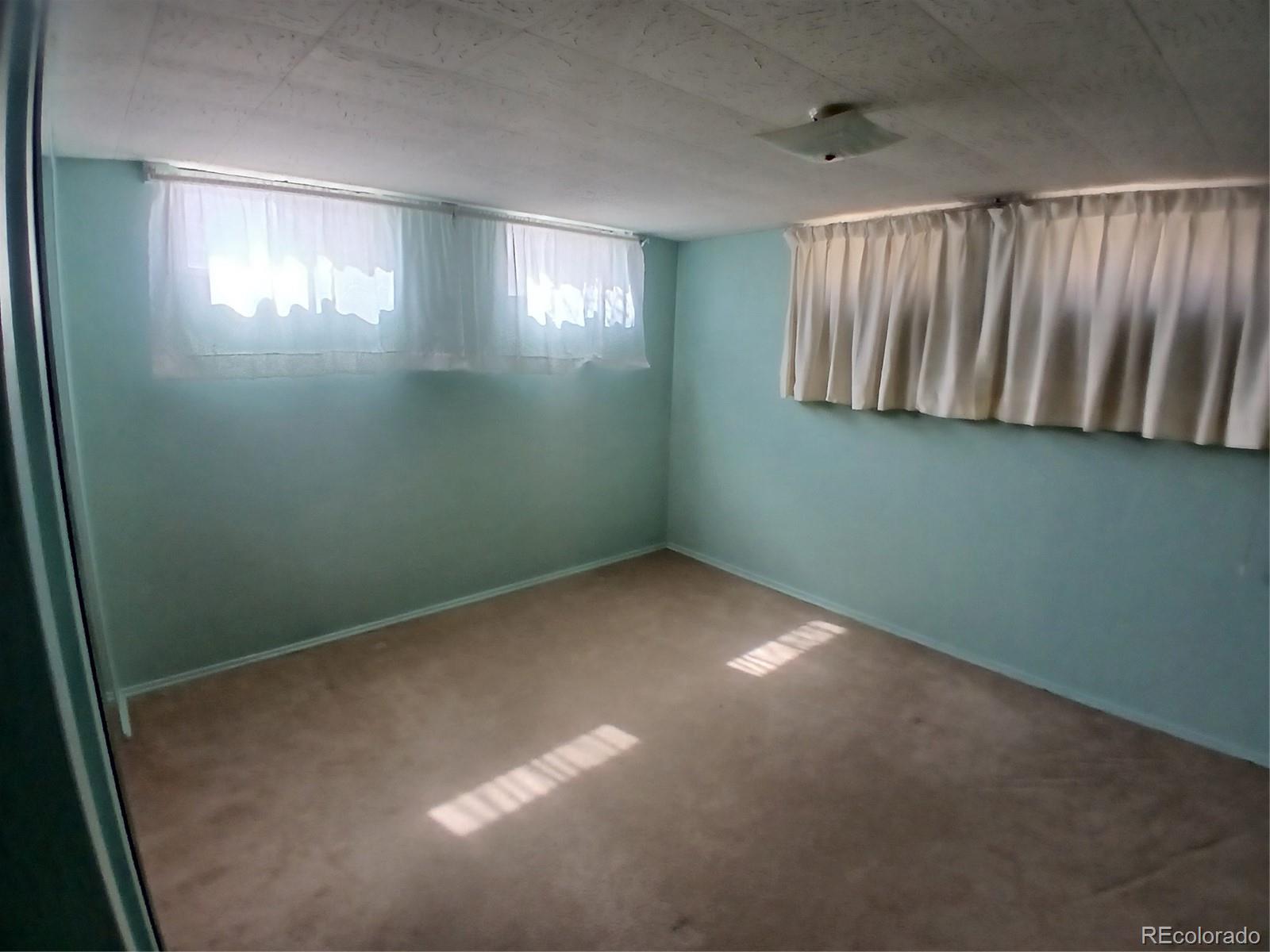 MLS Image #33 for 10090 e lowry place,aurora, Colorado