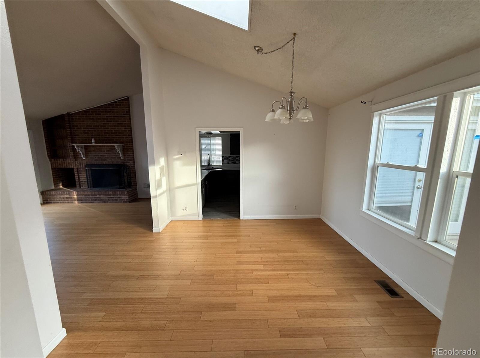 MLS Image #10 for 2359 e nichols place,centennial, Colorado