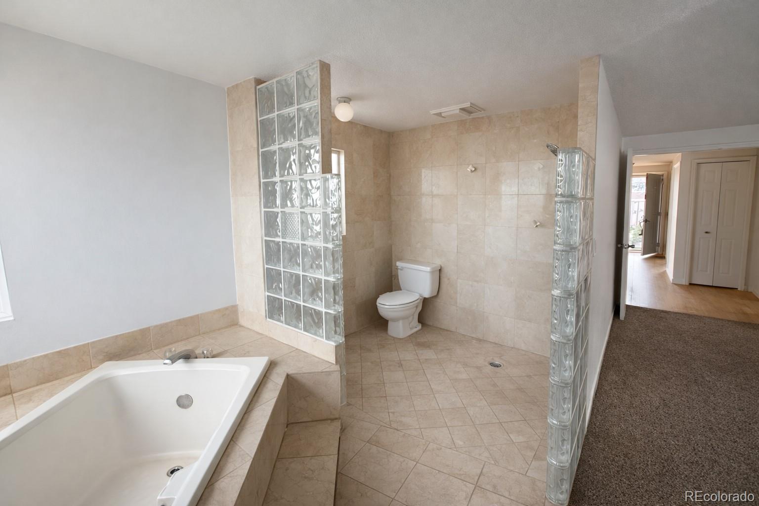 MLS Image #15 for 2359 e nichols place,centennial, Colorado