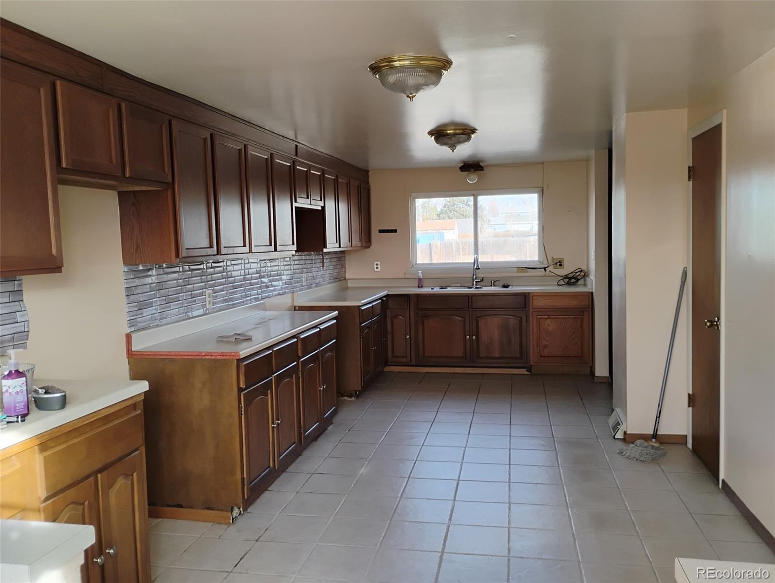 MLS Image #16 for 6081 e 61st avenue,commerce city, Colorado