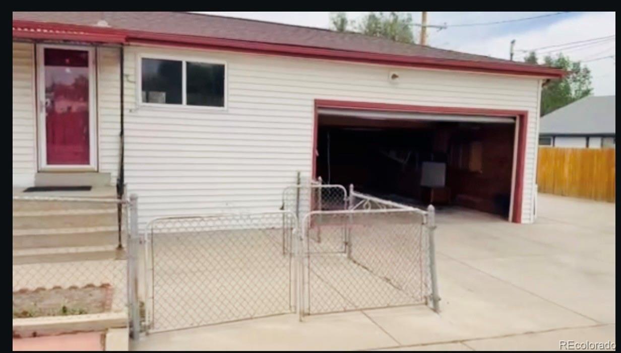 MLS Image #4 for 6081 e 61st avenue,commerce city, Colorado