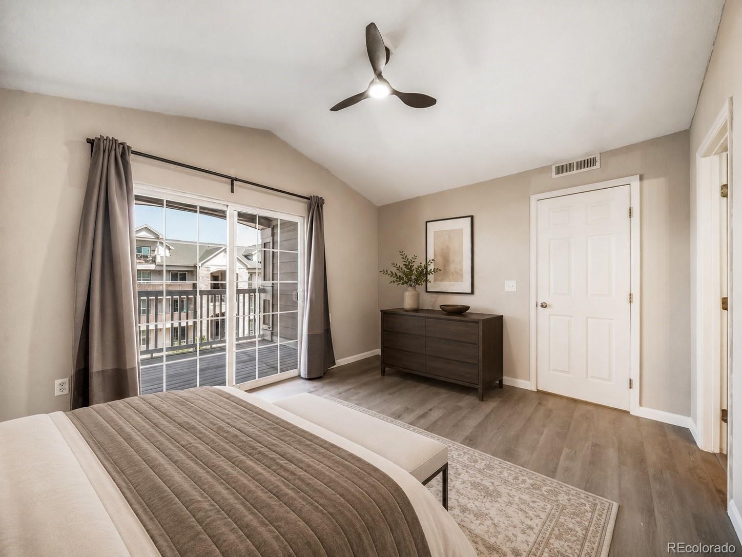 MLS Image #18 for 7440 s blackhawk street,englewood, Colorado