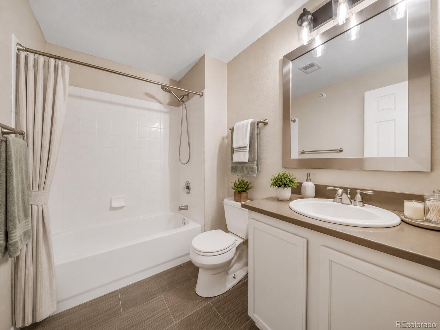 MLS Image #22 for 7440 s blackhawk street,englewood, Colorado