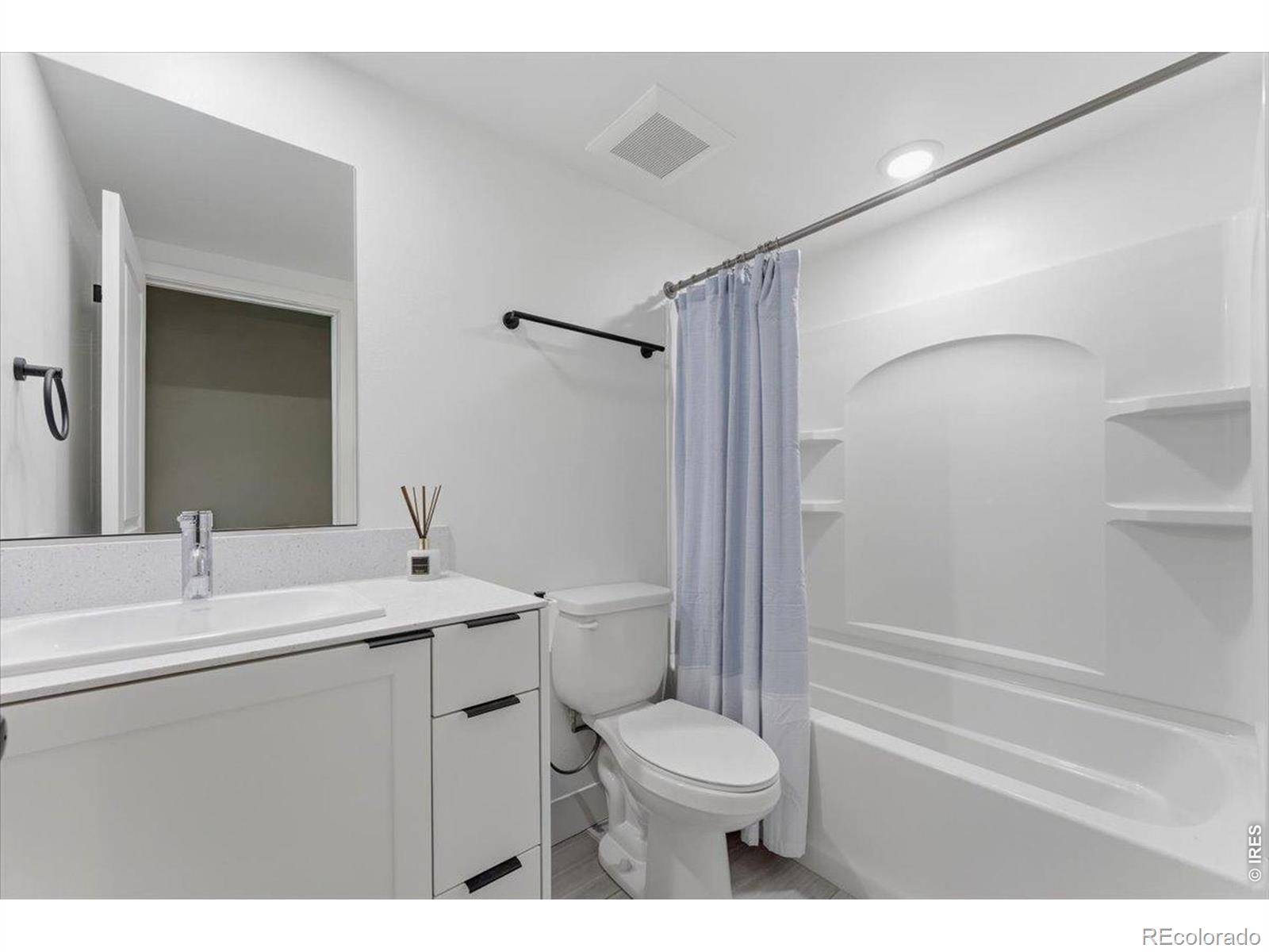 MLS Image #27 for 4000  blue pine lane,wellington, Colorado