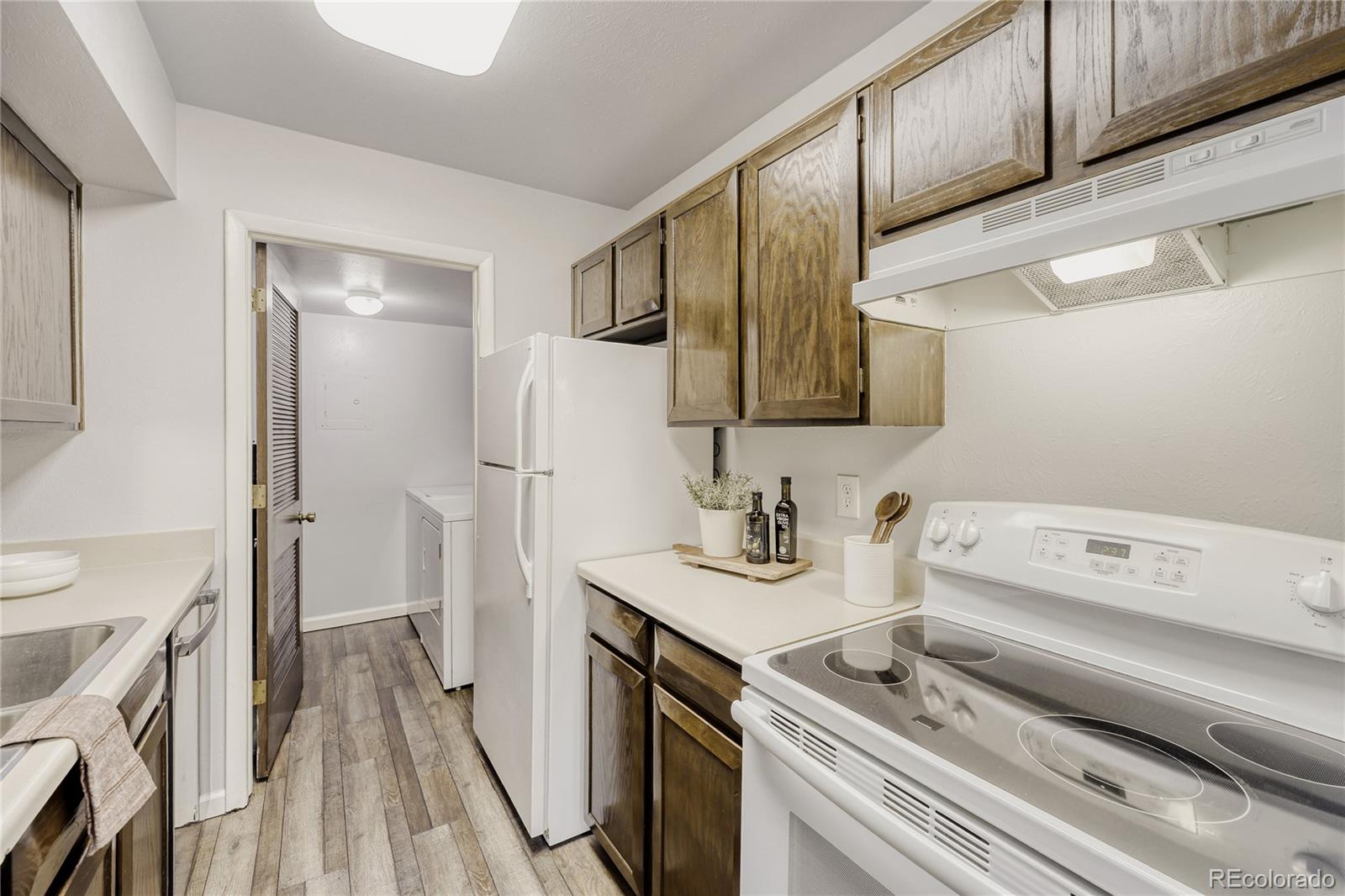 MLS Image #7 for 8772  chase drive 54,arvada, Colorado