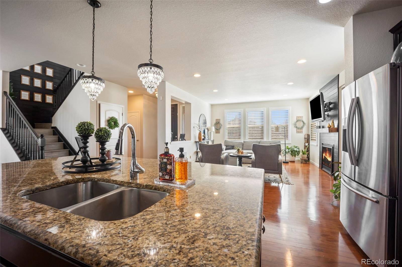 MLS Image #11 for 1435 s duquesne court,aurora, Colorado