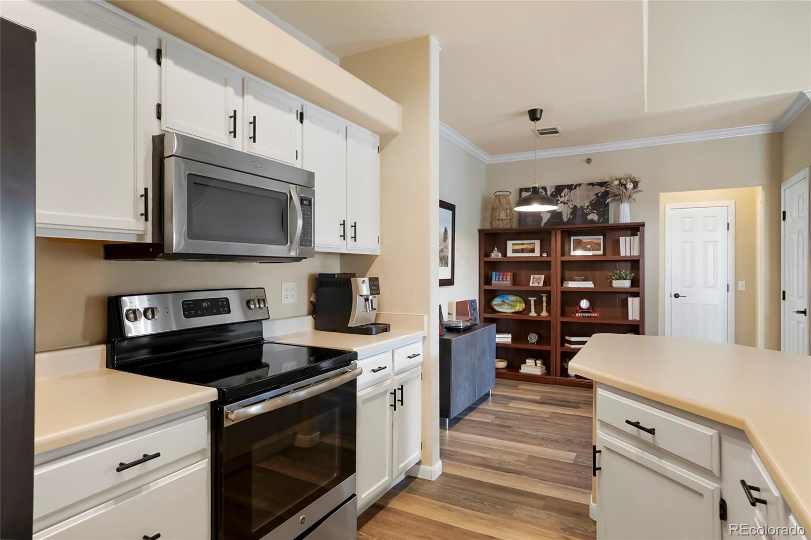 MLS Image #11 for 6009  castlegate drive c25,castle rock, Colorado