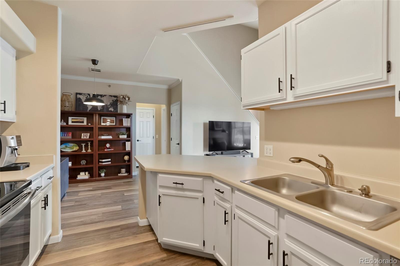 MLS Image #12 for 6009  castlegate drive c25,castle rock, Colorado