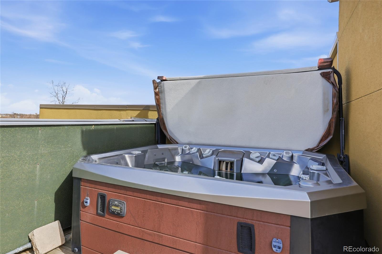 MLS Image #33 for 1945 w 34th avenue,denver, Colorado