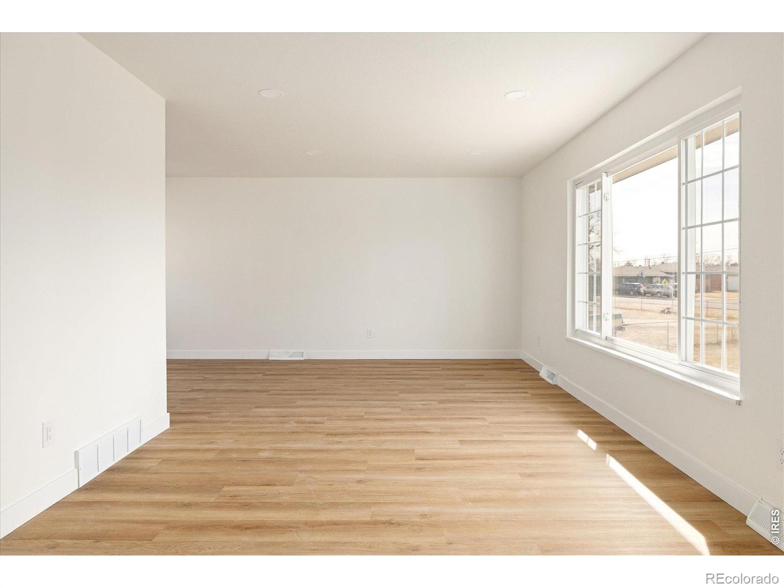 MLS Image #12 for 515  1st avenue,la salle, Colorado