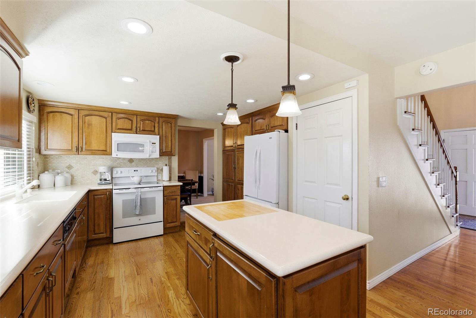 MLS Image #10 for 5900 e caley drive,centennial, Colorado