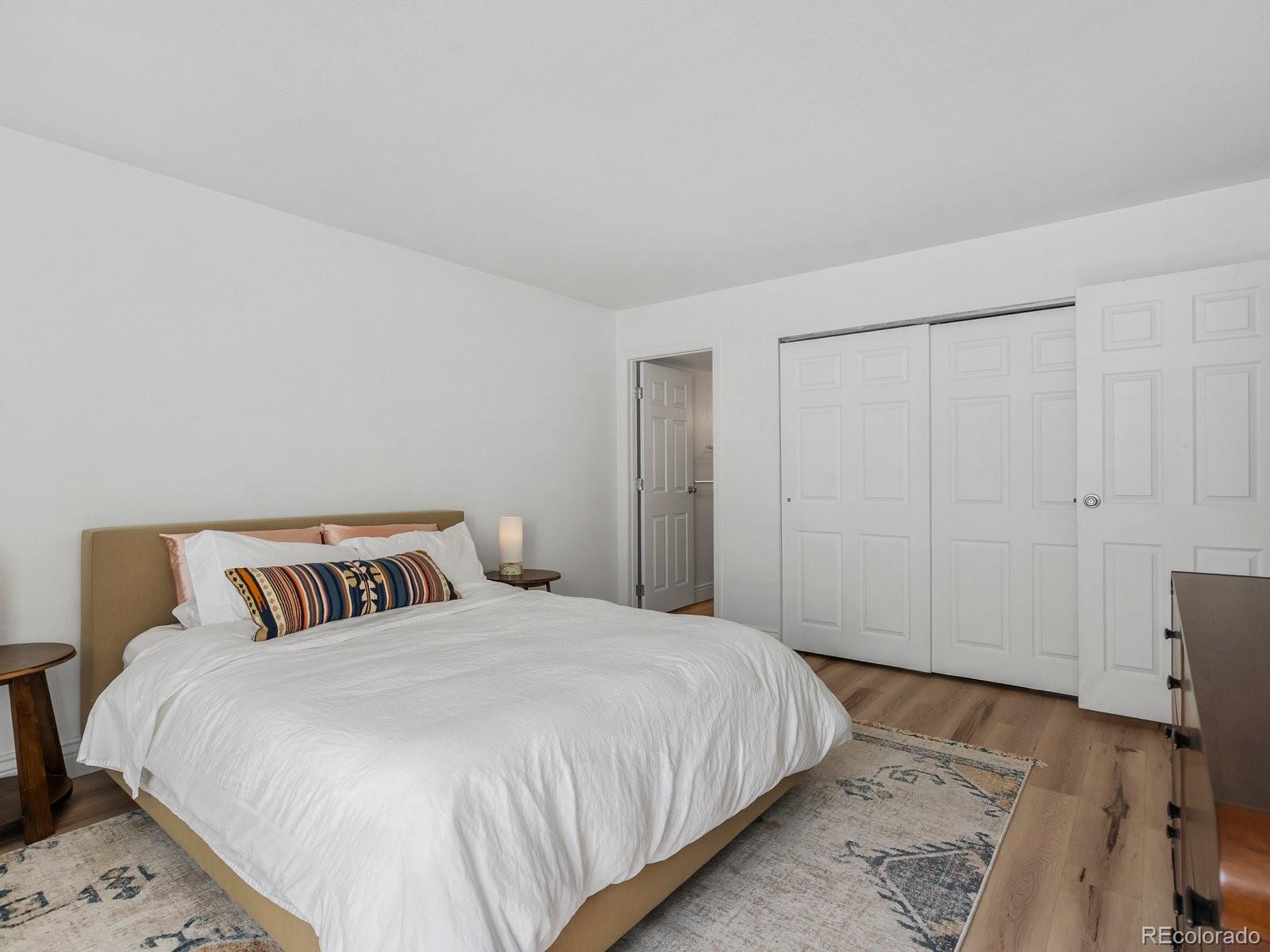MLS Image #13 for 1313 n williams street,denver, Colorado