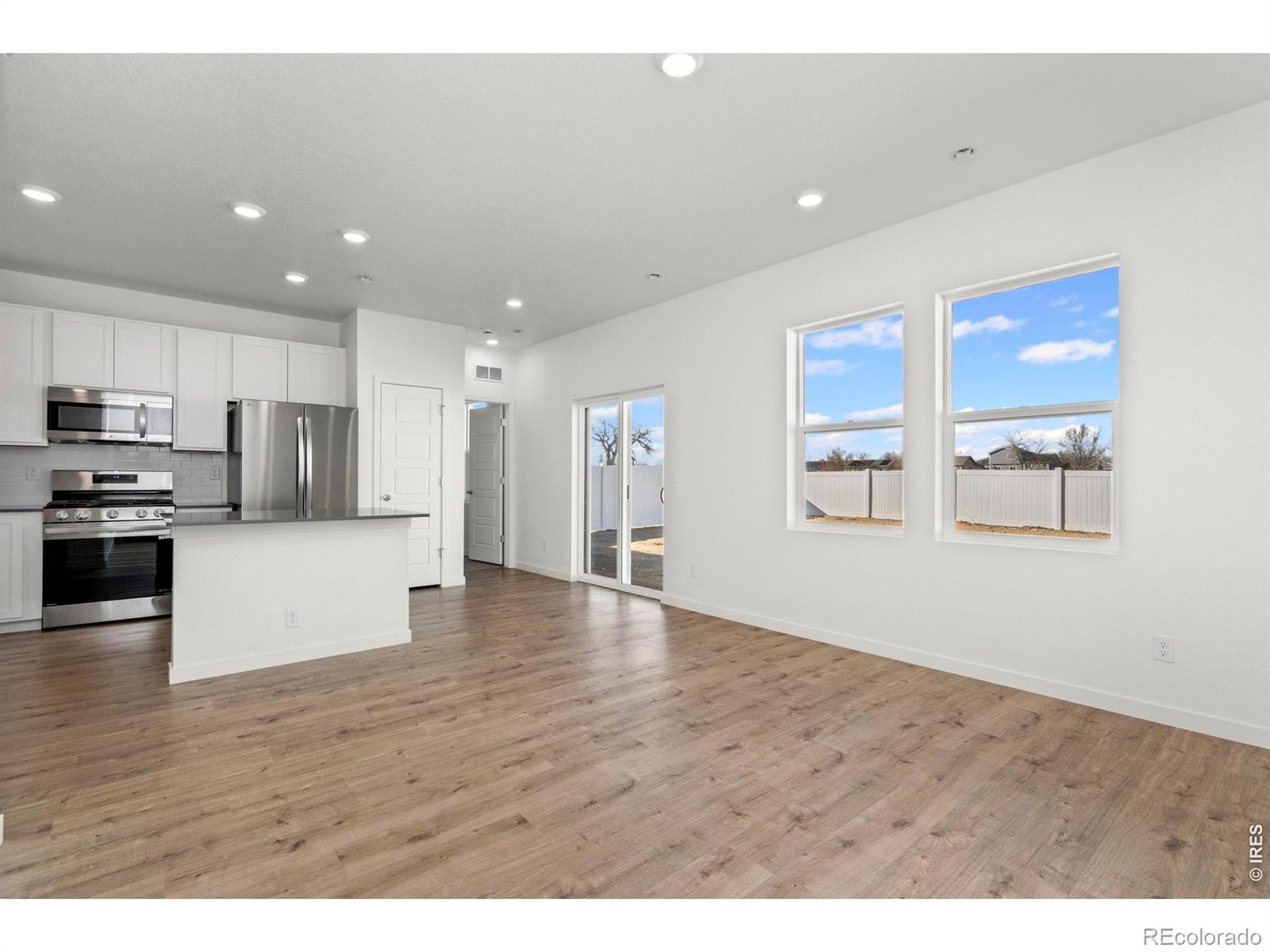 MLS Image #2 for 3809  lake clark street,evans, Colorado
