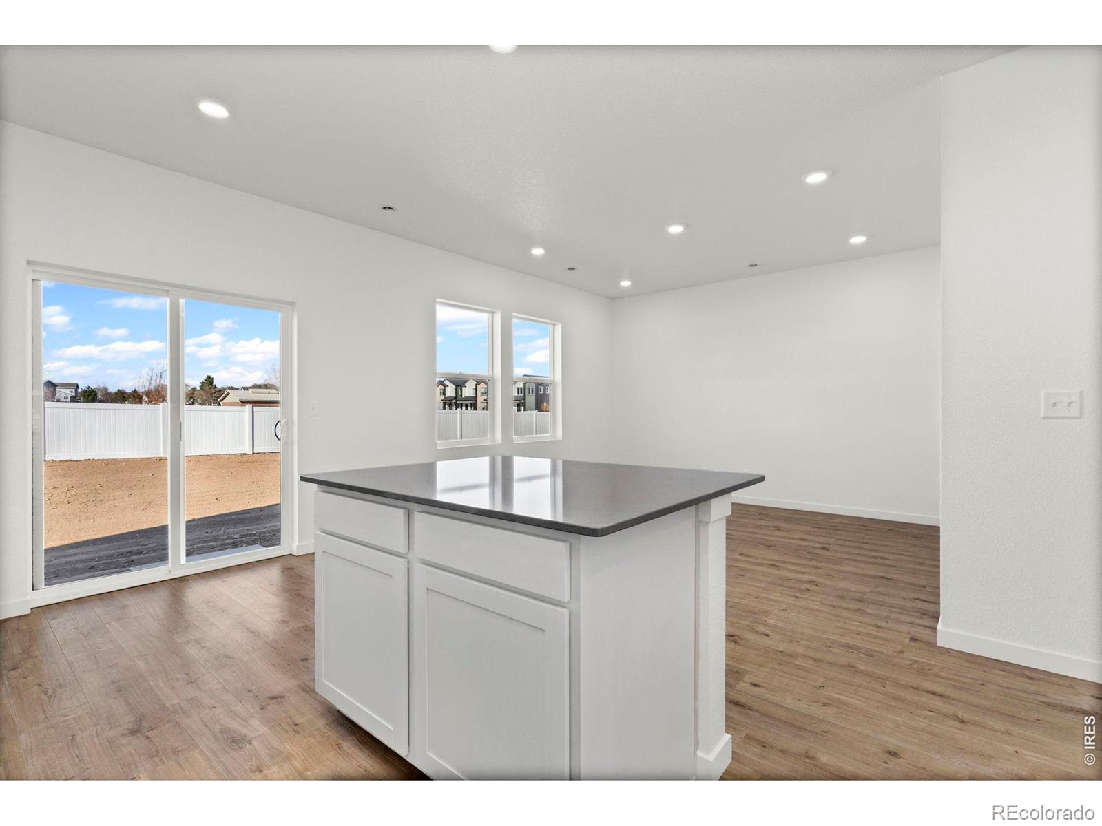 MLS Image #5 for 3809  lake clark street,evans, Colorado