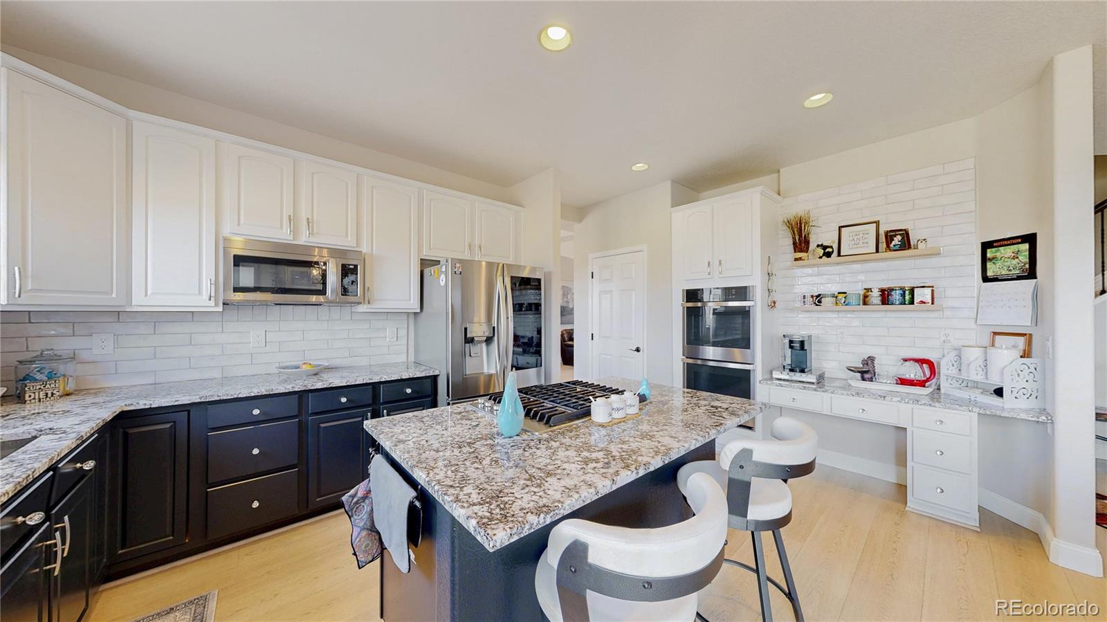 MLS Image #2 for 831  glenarbor circle,longmont, Colorado