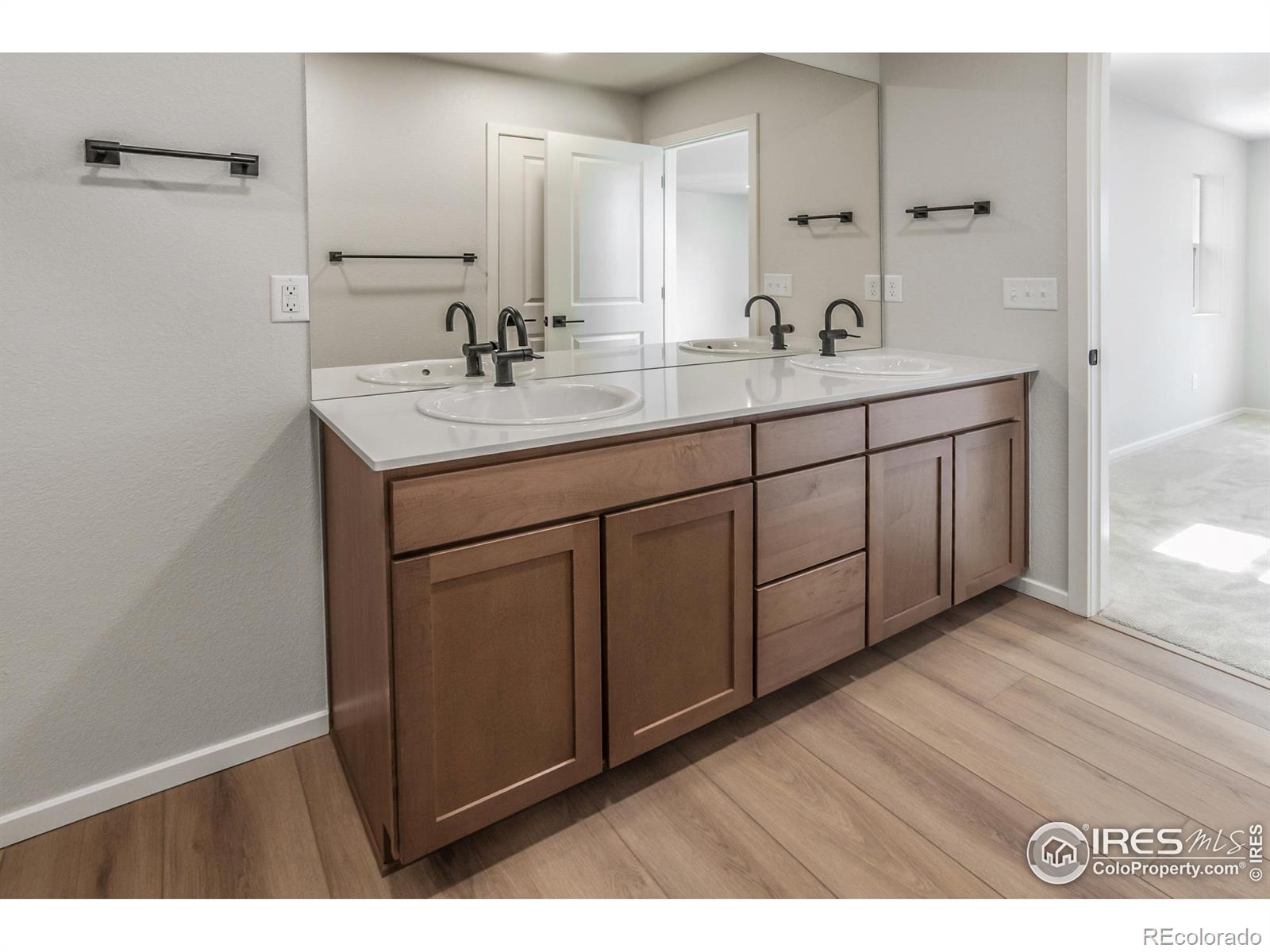 MLS Image #30 for 6117  saddle horn drive,timnath, Colorado