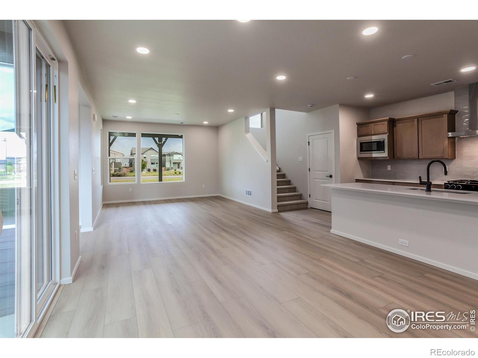 MLS Image #4 for 6117  saddle horn drive,timnath, Colorado
