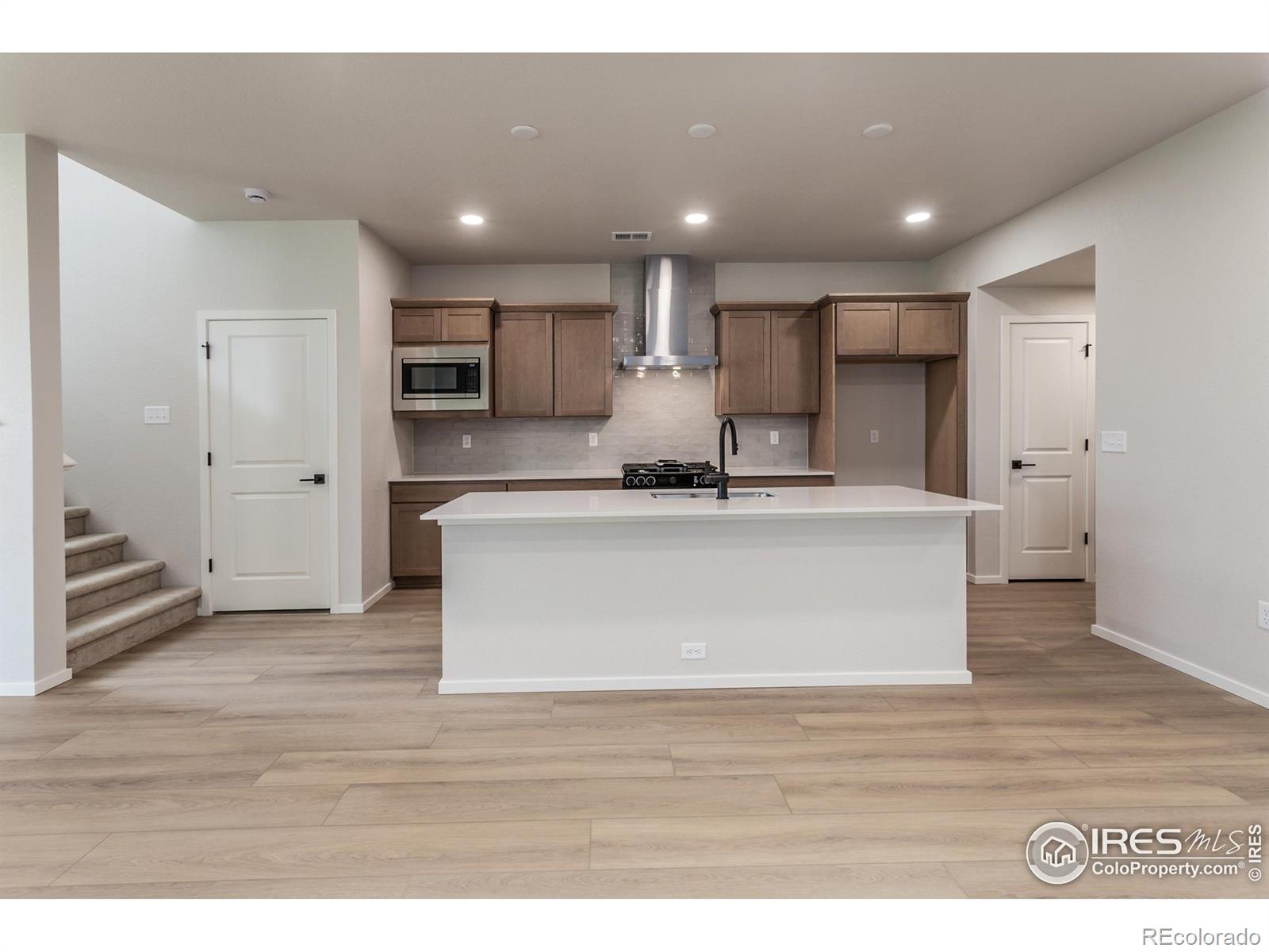 MLS Image #7 for 6117  saddle horn drive,timnath, Colorado