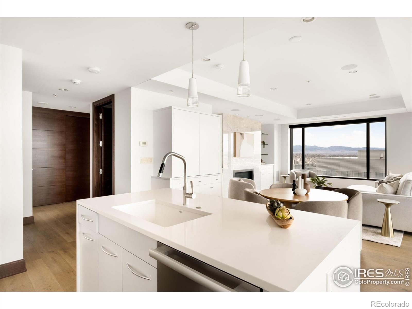 MLS Image #13 for 1133  14th street,denver, Colorado