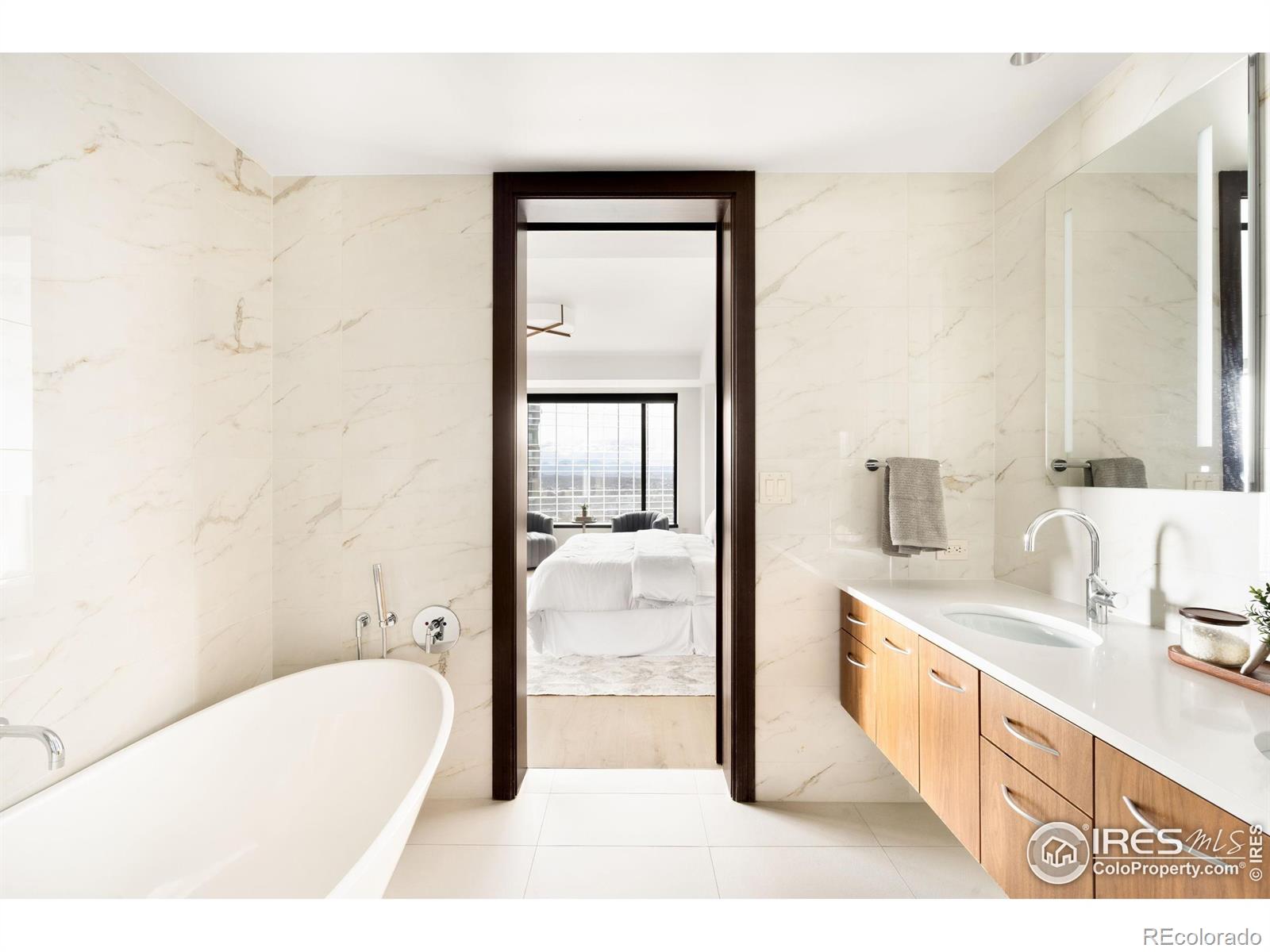MLS Image #21 for 1133  14th street,denver, Colorado