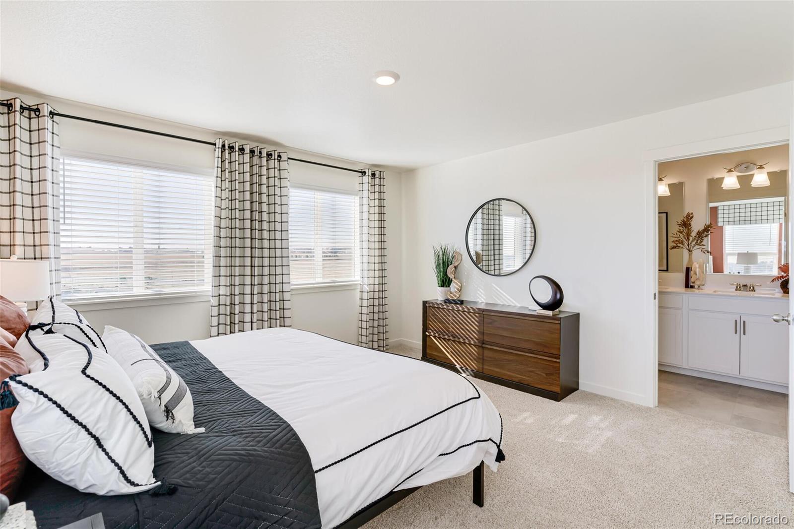 MLS Image #19 for 9874  argonne street,commerce city, Colorado