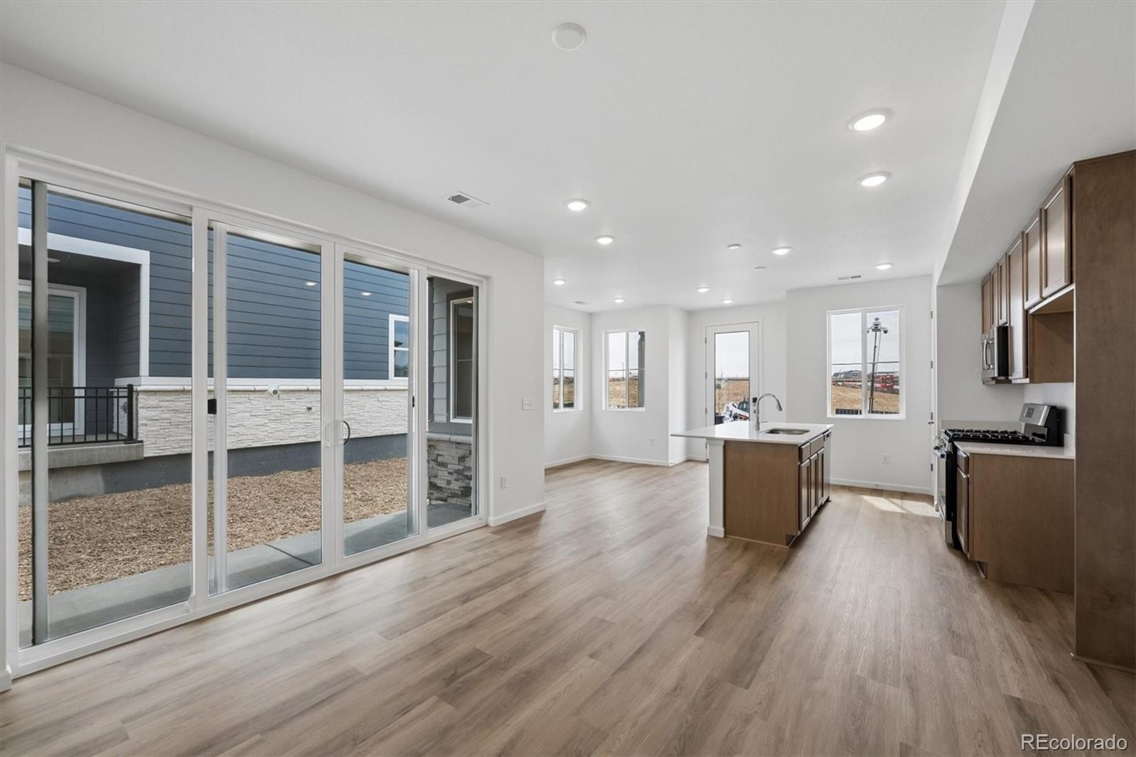 MLS Image #12 for 21361 e 67th avenue,aurora, Colorado
